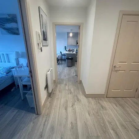 New Furnished - View Of Grand Canal Dock Apartmán *